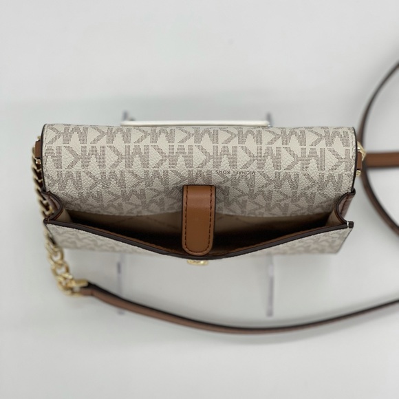 Michael Kors MD MF Phone Xbody Bag Vanilla - Picture 6 of 14